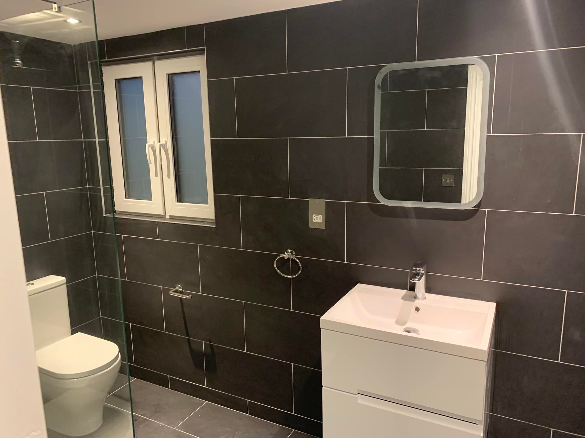 4lofty work finish work