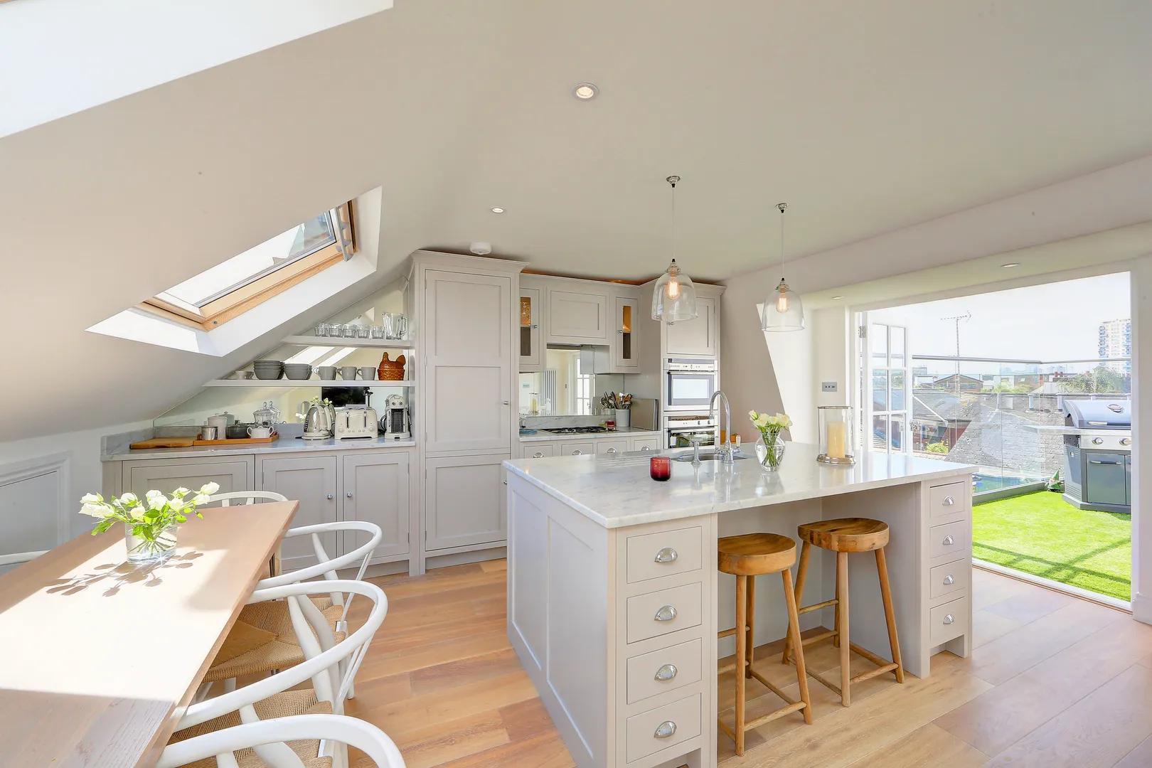 loft2 kitchen finishing ideas UK London